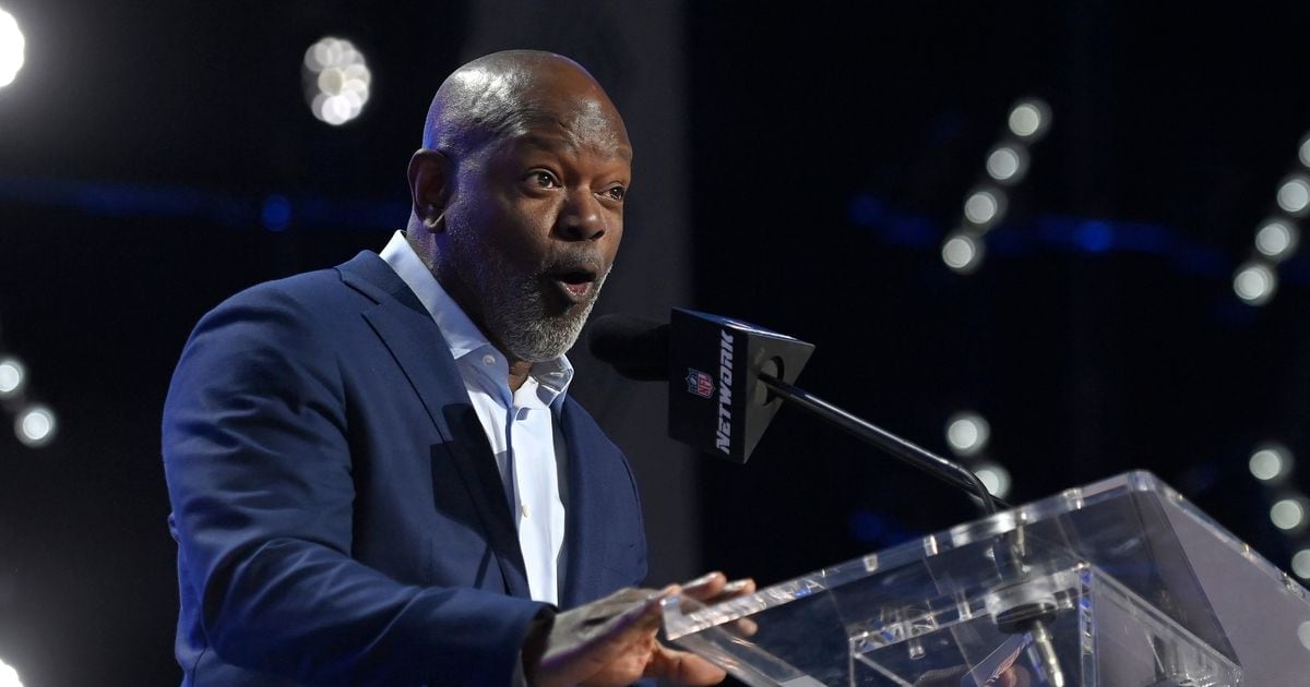 Pancakes and Emmitt Smith: How the former Cowboy is teaming up with IHOP for Father’s Day