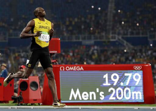 Usain Bolt en la semifinal de los 200 metros, el miércoles. (AP Photo/David J. Phillip)