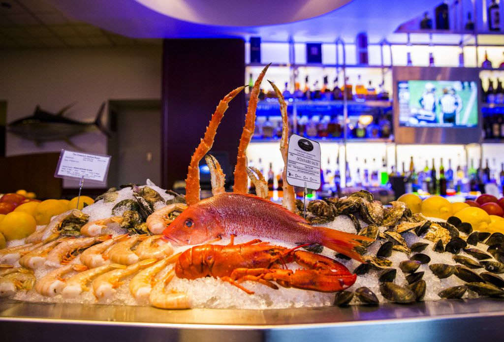 Restaurant Review The Oceanaire Is A Top Spot For Seafood