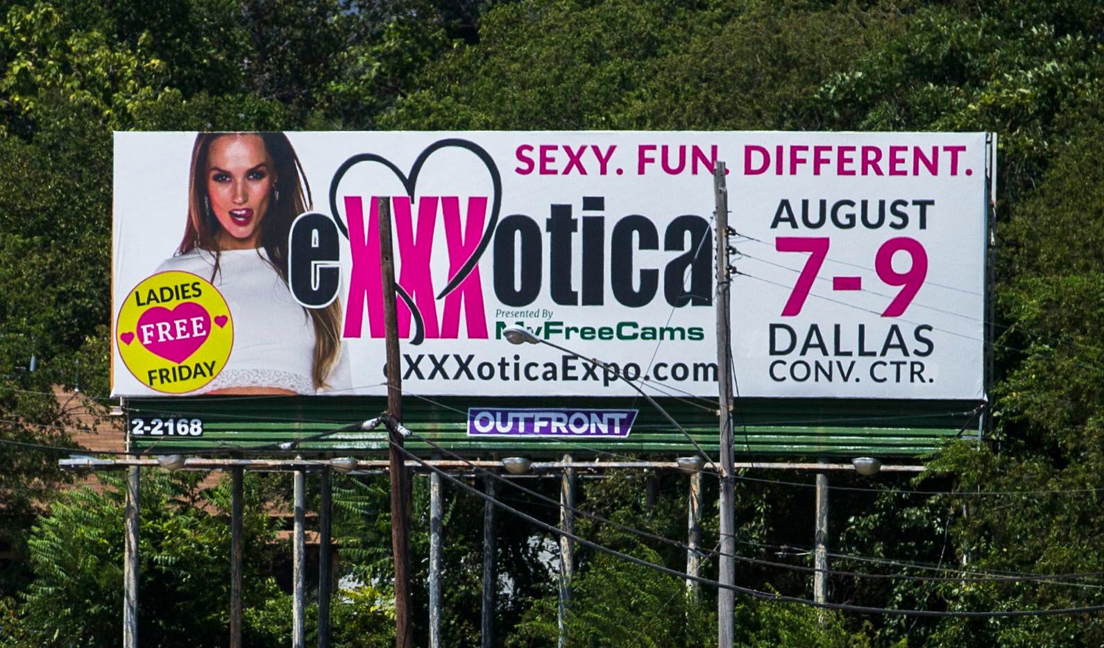 Federal appeals court revives porn convention Exxxotica's ...
