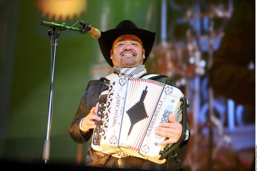 Intocable, con Ricky Muñoz, se presentarán en el Norte de Texas este verano.