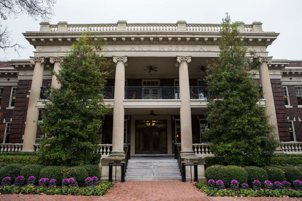 o edifício original do hospital em Old Parkland, na Jan. 10, 2018, em Dallas. Os aposentos originais do hospital e enfermeiros foram convertidos para o espaço de escritórios, e vários novos edifícios foram adicionados ao complexo. 