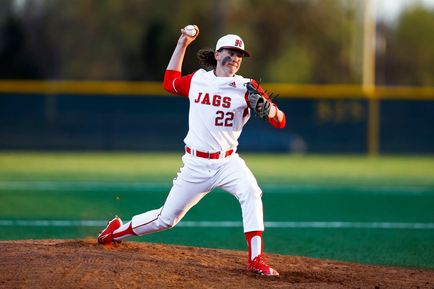 Mesquite Horn starting pitcher Caleb Deane throws during a district 10-6A high school...
