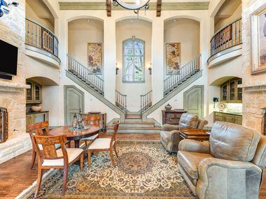 A look at the property at 4555 Harrys Lane in Dallas.