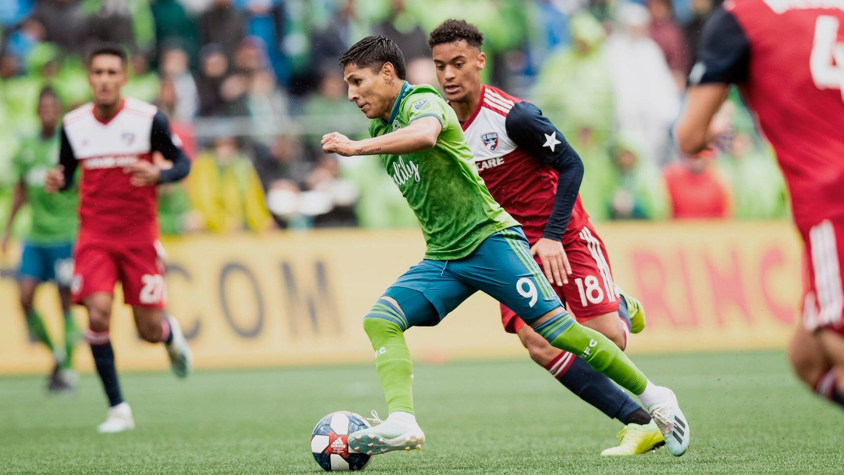 Seattle Sounders forward Raul Ruidiaz (9) moves the ball to score a goal the first half of...