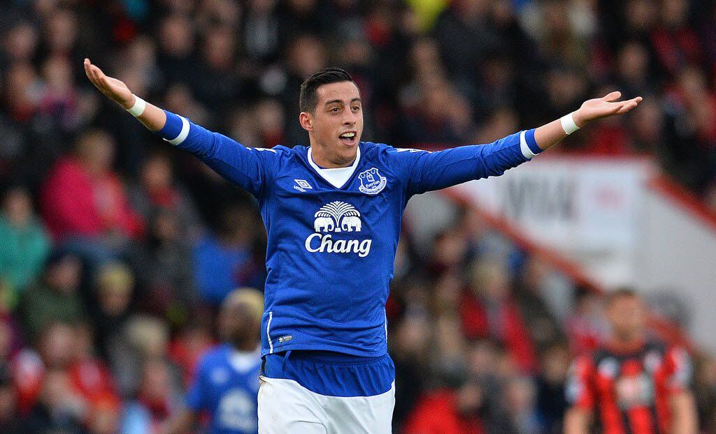 Everton's Argentinian defender Ramiro Funes Mori celebrates scoring his team's first goal during the English Premier League football match between Bournemouth and Everton at the Vitality Stadium in Bournemouth, southern England on November 28, 2015.    AFP PHOTO / GLYN KIRK    RESTRICTED TO EDITORIAL USE. No use with unauthorized audio, video, data, fixture lists, club/league logos or 'live' services. Online in-match use limited to 75 images, no video emulation. No use in betting, games or single club/league/player publications. / AFP / GLYN KIRK        (Photo credit should read GLYN KIRK/AFP/Getty Images)