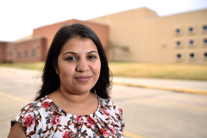 Irazema Rodríguez, de 23 años, es maestra de segundo grado. (ESPECIAL PARA AL DÍA/BEN TORRES)
