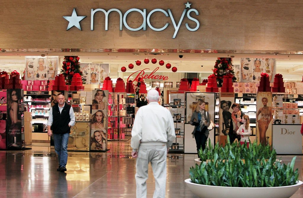  A shoppers outside of Macy's at NorthPark Center, Tuesday, Nov. 26, 2013. (BRANDON...