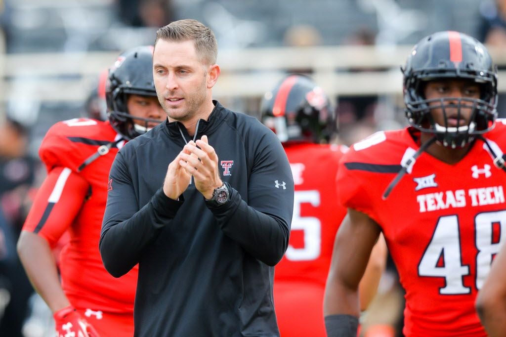LUBBOCK, TX - NOVEMBER 14: Head coach Kliff Kingsbury of the Texas Tech Red Raiders before the game between the Texas Tech Red Raiders and the Kansas State Wildcats on November 14, 2015 at Jones AT&T Stadium in Lubbock, Texas. Texas Tech won the game 59-44. (Photo by John Weast/Getty Images)Texas Bow