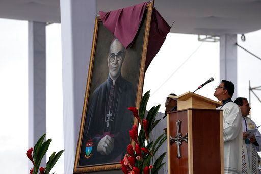 Un retrato del obispo Jesús Jaramillo, que fue beatificado por el papa Francisco, se desvela...