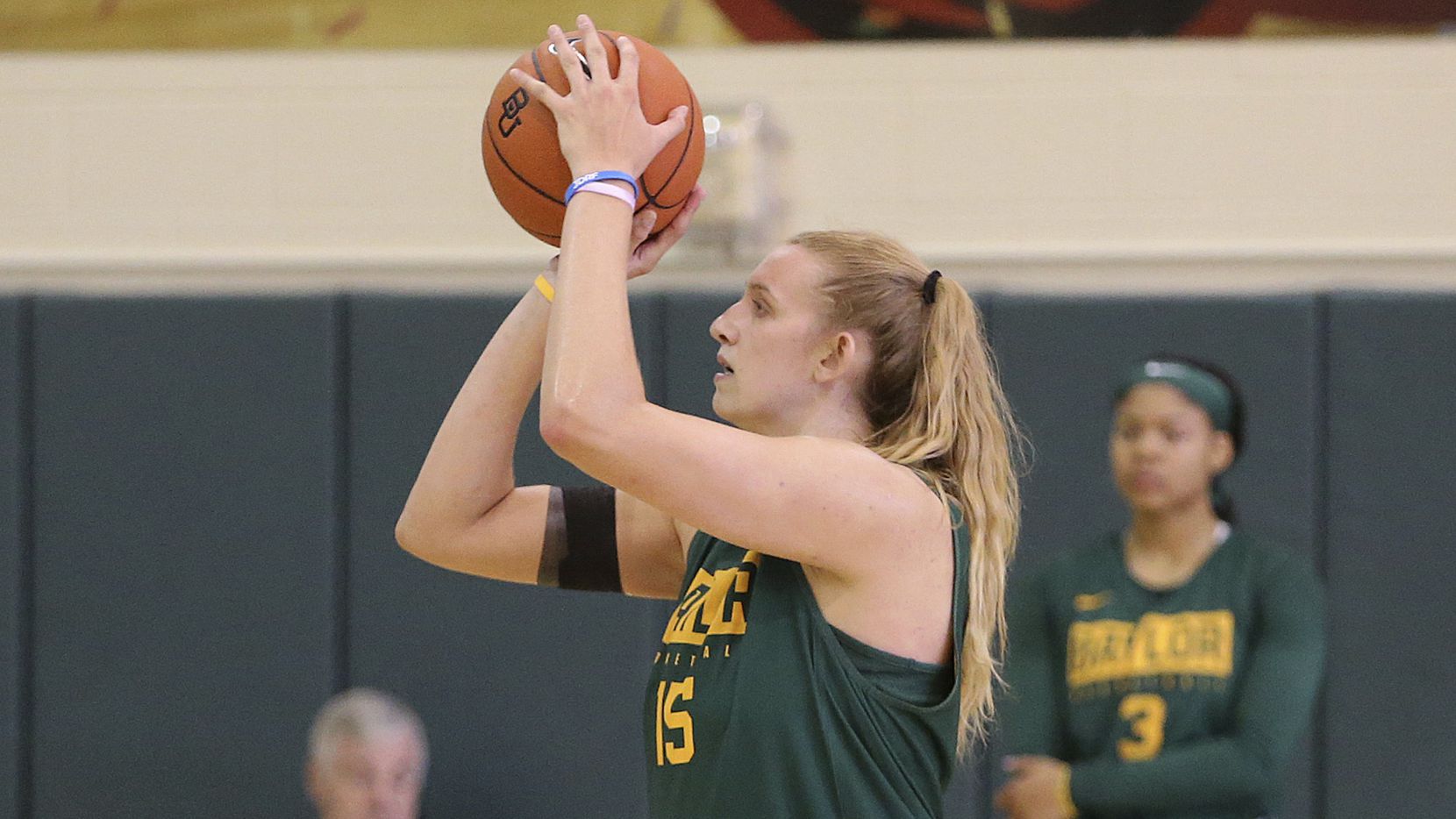 Baylor's Lauren Cox shoots the ball during the first day of NCAA college basketball practice...