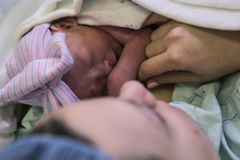 Esta madre nació sin útero, pero gracias a un trasplante en el Baylor University Medical...