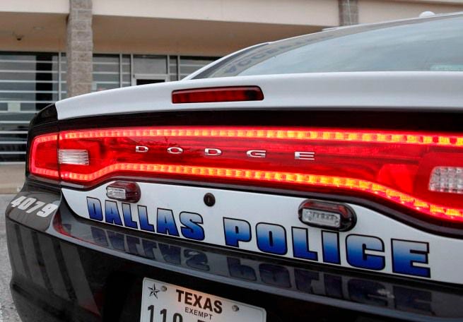 La policía investiga un doble homicidio en el norte de Dallas ocurrido el sábado 14 de agosto.
