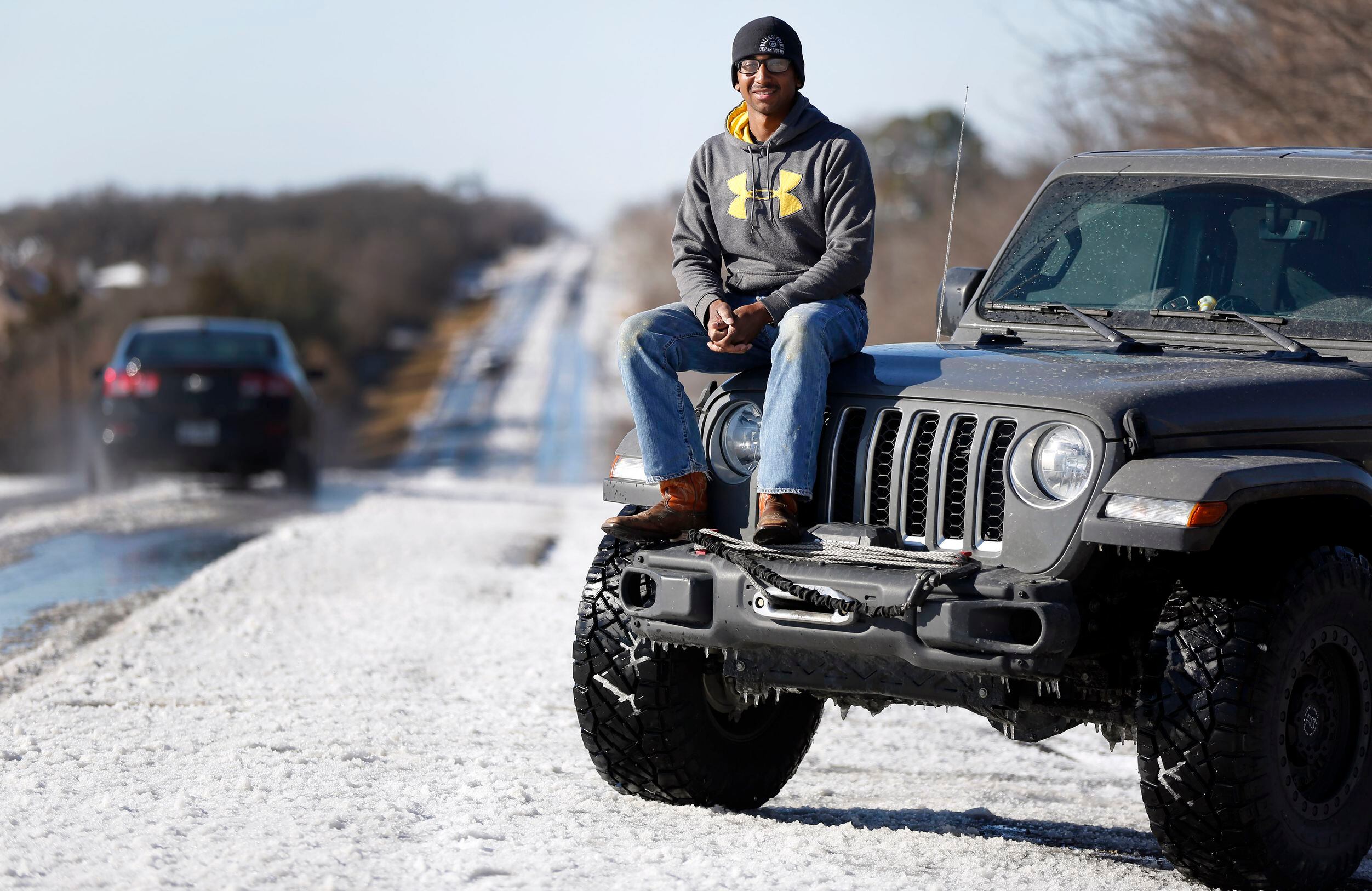 Here's what you should keep in your car to prepare for severe