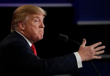 El candidato republicano Donald Trump durante el tercer debate presidencial (AP)
