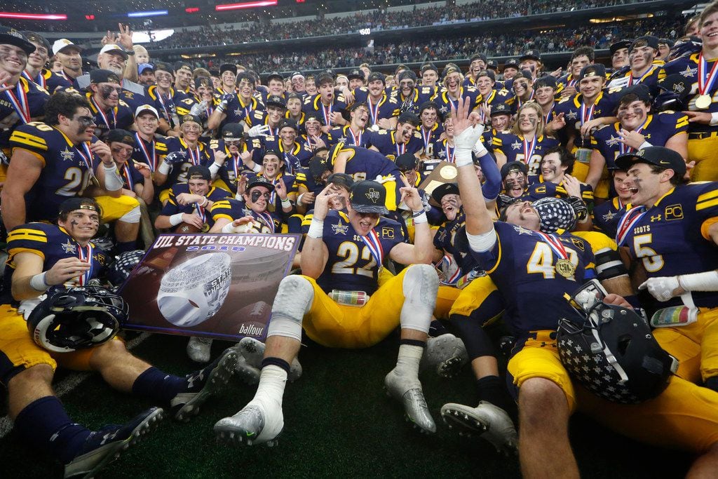 FILE - Highland Park celebrates beating Alvin Shadow Creek 27-17 to win the Class 5A Division I state championship game at AT&T Stadium on Dec 22, 2018. (Nathan Hunsinger/The Dallas Morning News)