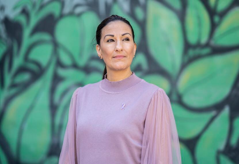 Tatiana Ochoa dirige la organización Mil Mujeres en la que ayuda a mujeres inmigrantes que...