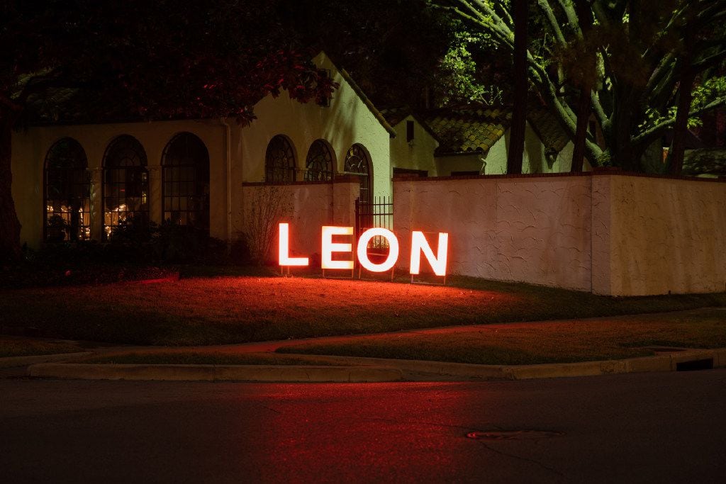 A home photographed in Highland Park this month where "Leon" is noel spelled backwards. 
