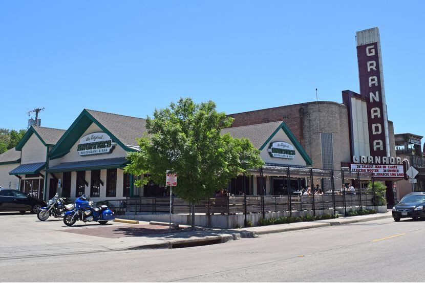 An investor purchased the Snuffer's Restaurant building on Greenville Avenue in Dallas.