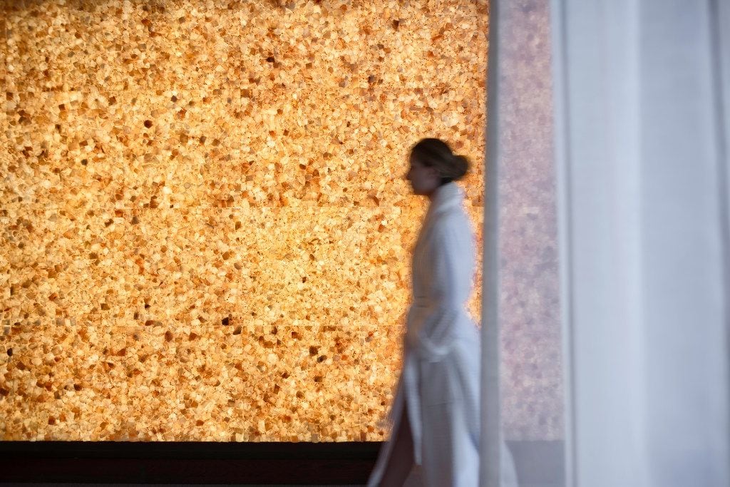 A Himalayan salt wall adds to the ambience at the Four Seasons Austin spa.