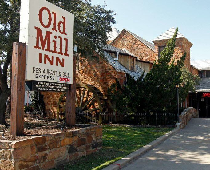 The Old Mill Inn is a restaurant and bar in Fair Park.