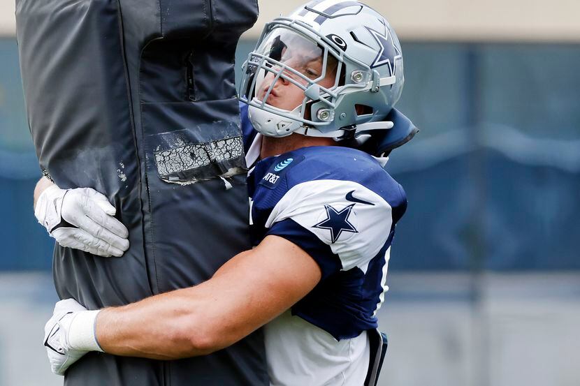 El apoyador de los Cowboys de Dallas, Leighton Vander Esch, está listo para entrar en acción...