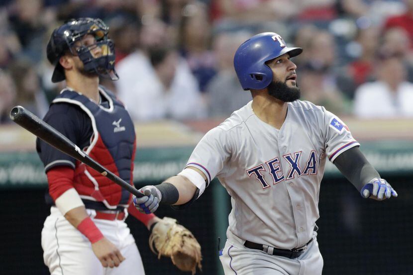 Nomar Mazara está bateando con promedio de .269 este año con los Rangers. (AP/Tony Dejak)

