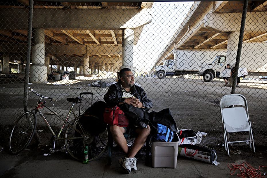 As Dallas Clears Out Homeless Camp Near Fair Park Many Move To A New Camp A Short Walk Away