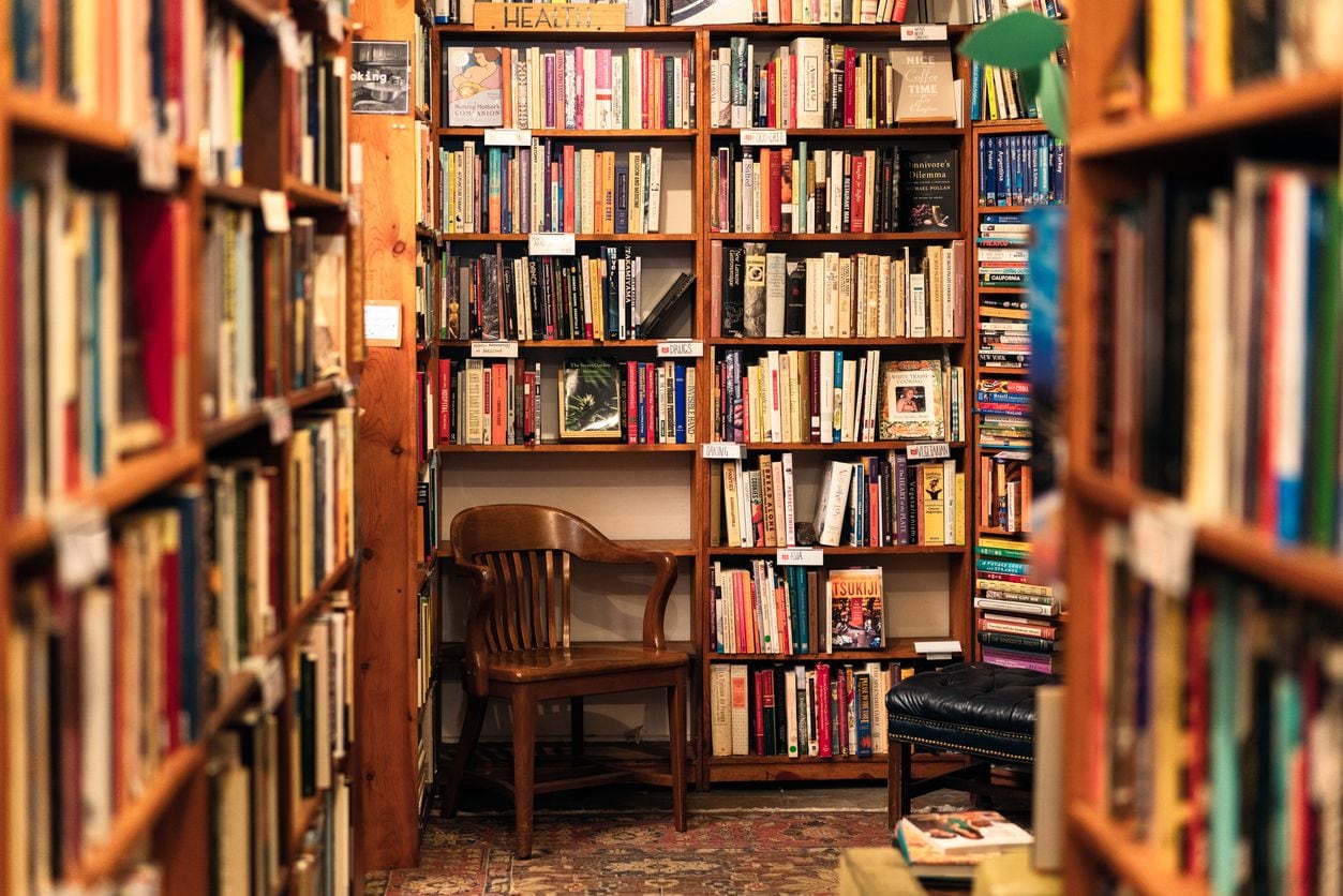 Una sección de libro en una librería en San Francisco.