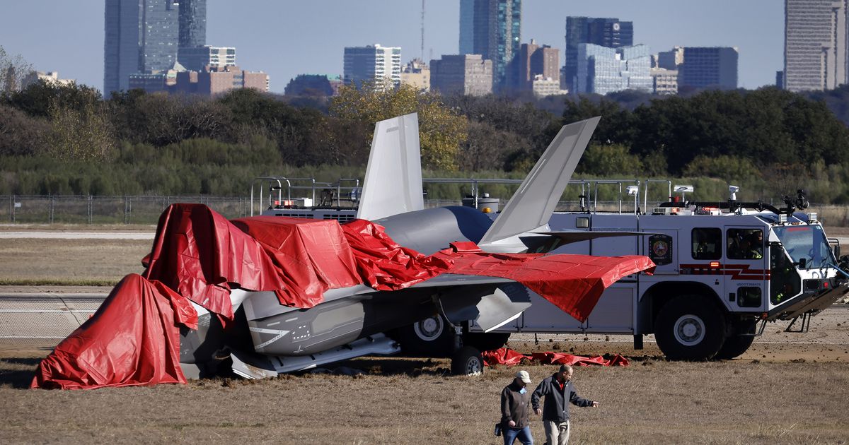 Here’s how the ejection seat worked when an F35 jet crashlanded in