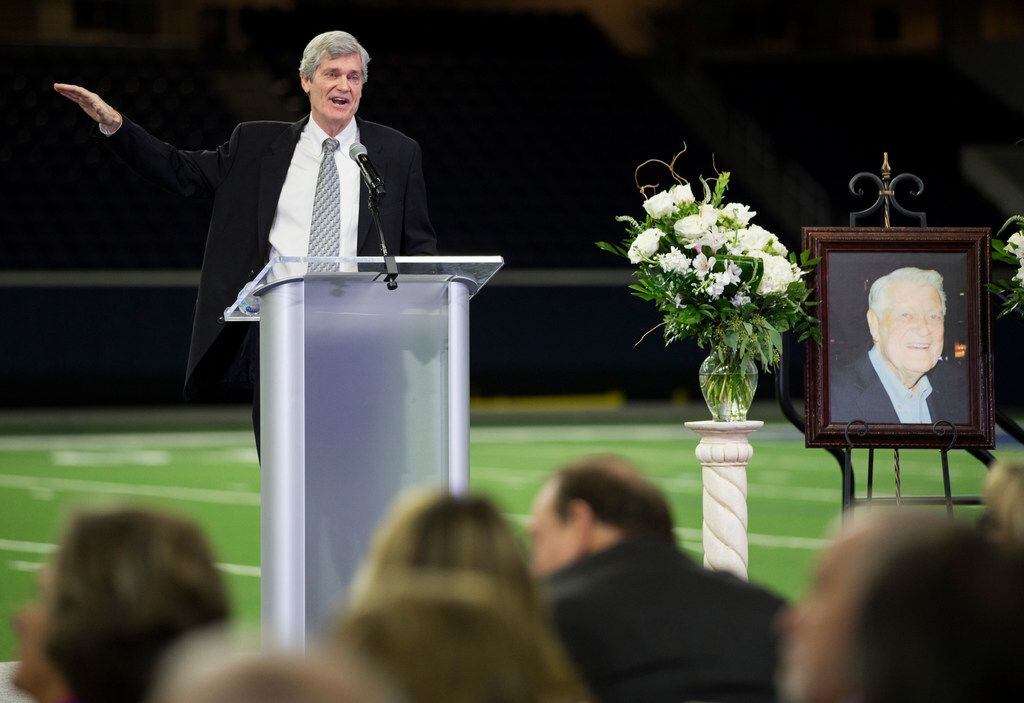 Kelly Fry, son of Hayden Fry, speaks during a celebration of life service for Hayden Fry,...