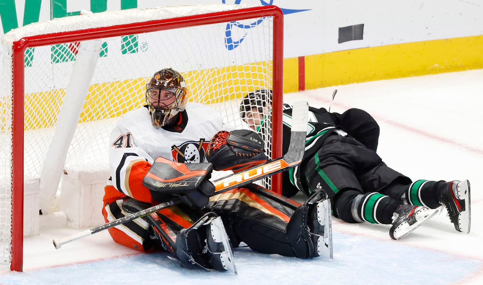 Anaheim Ducks goaltender Anthony Stolarz (41) looks to an official after he collided with...