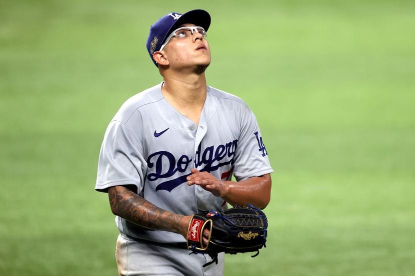 El pitcher zurdo mexicano de los Dodgers de Los Ángeles, Julio Urías, abrirá el cuarto juego...