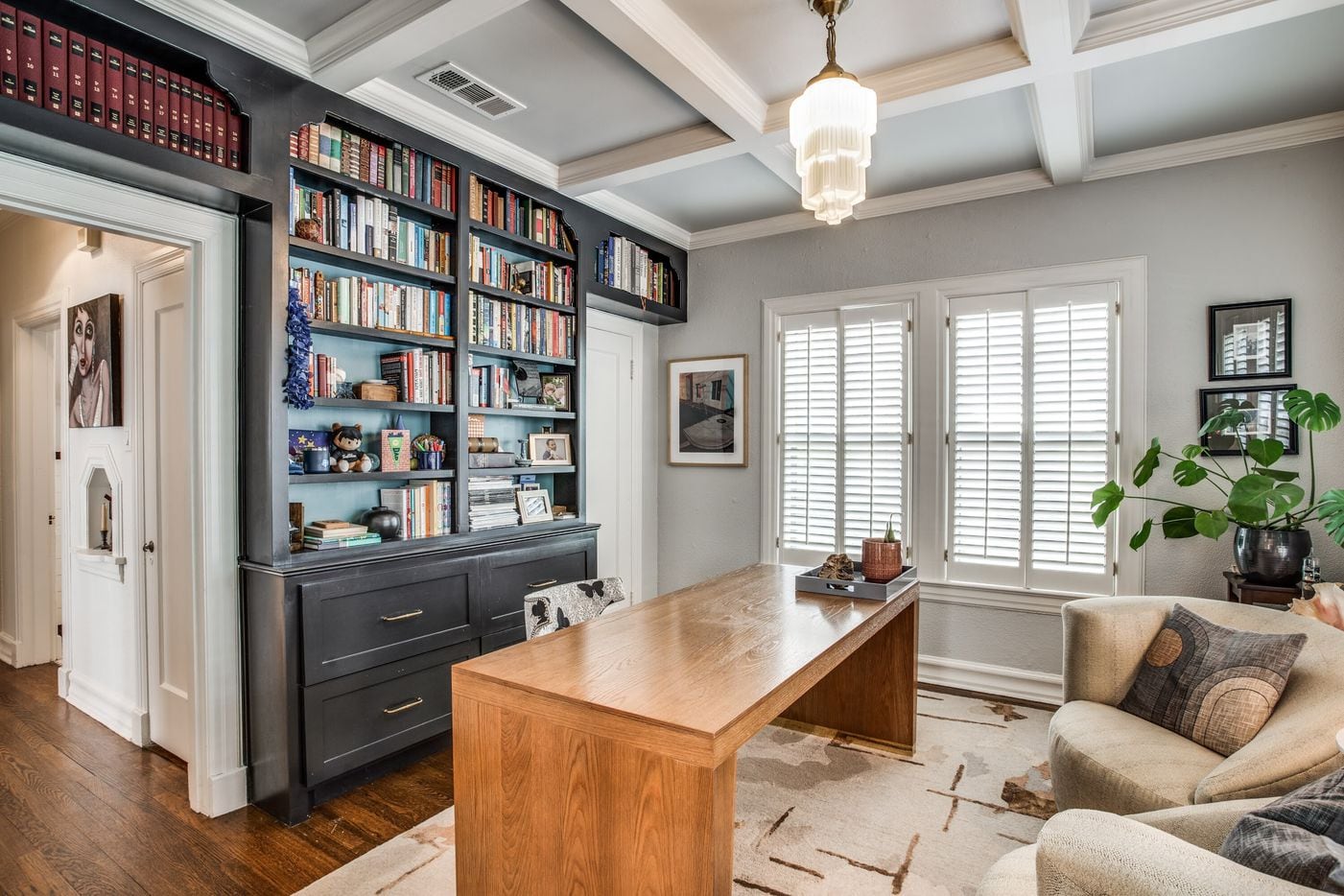 The downstairs study in the home at 6521 Lakeshore Drive in Dallas.