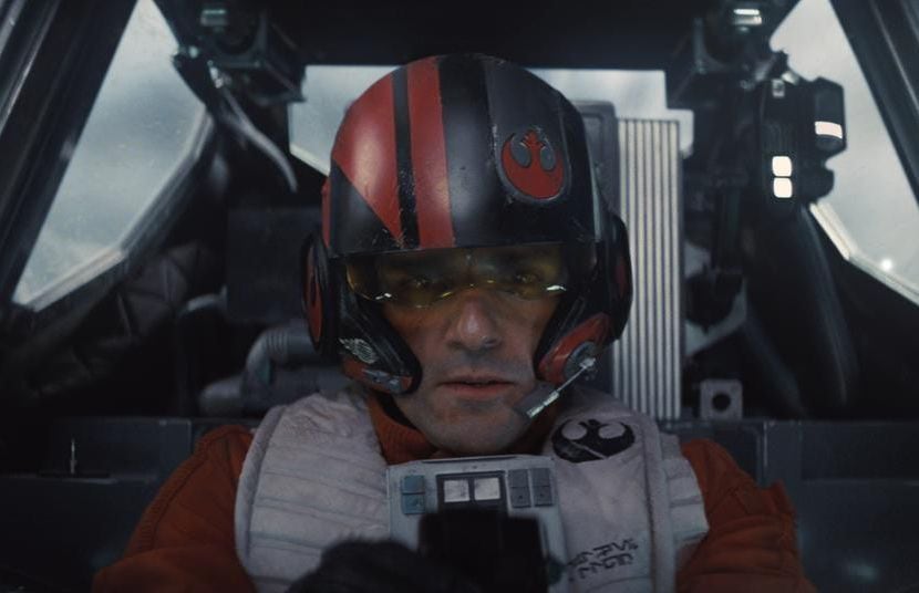 Oscar Isaac interpreta a Poe Dameron, un piloto de la resistencia en “Star Wars: The Force...