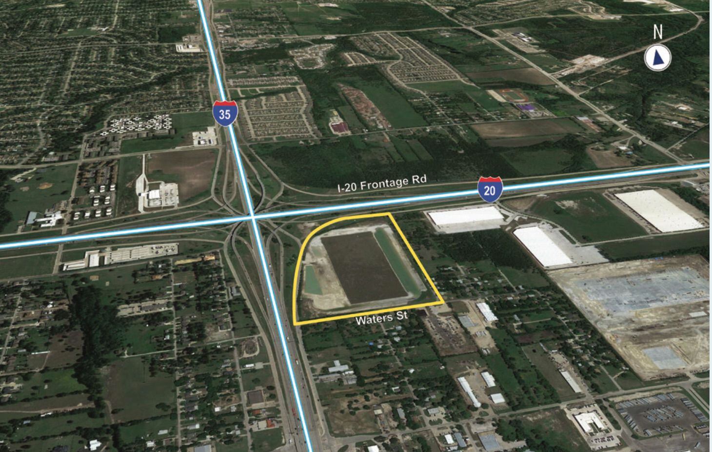 The development is planned at the southeast corner of Interstates 20 and 35W.