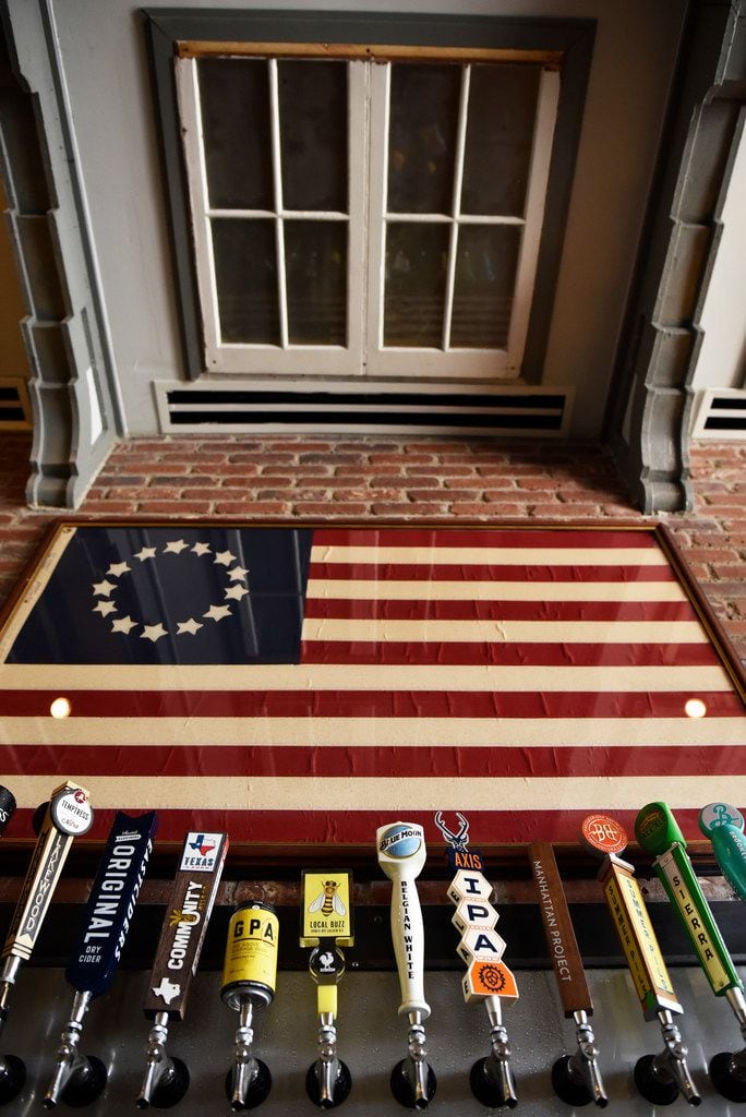 Behind the bar, Hillside Tavern has a replica of an American Flag from the 1700s.