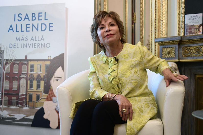 La escritora chilena Isabel Allende fue la oradora principal en el evento Women in the World...