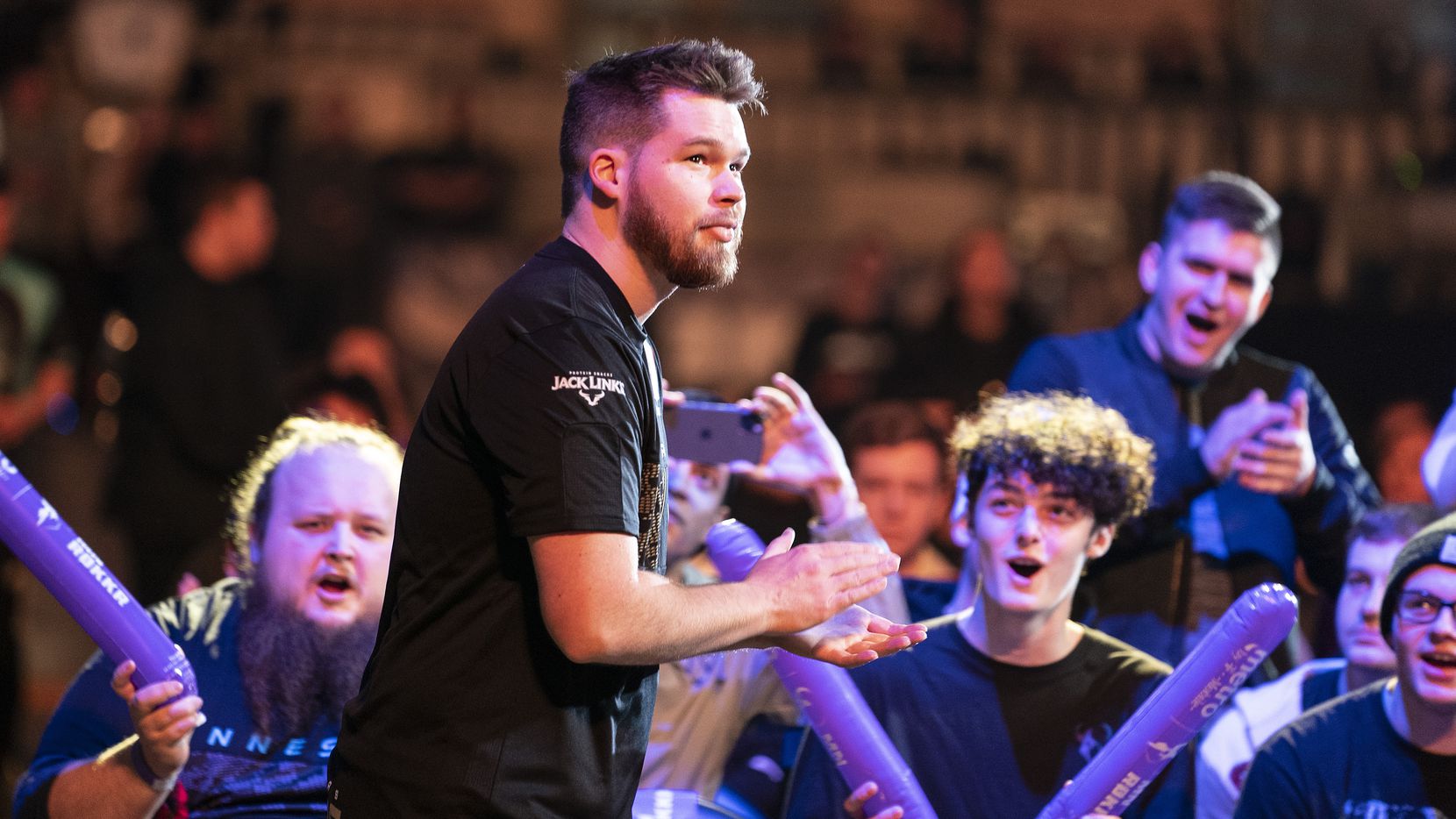 Fans cheer for Crimsix (Ian Porter) as he takes the stage before Dallas Empire competes against Chicago Huntsmen in the Call of Duty League Launch Weekend at the Armory in Minneapolis, Minn., January 24, 2020.
