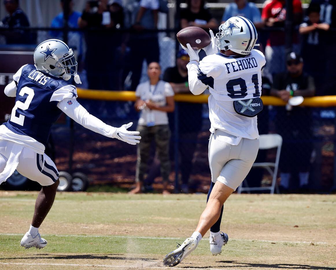 Dallas Cowboys wide receiver Simi Fehoko (81) catches a deep over-the-shoulder pass against...