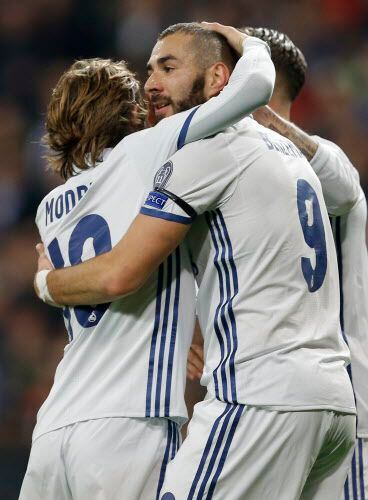 Karim Benzema y el Madrid están en semis del Mundial de Clubes. Foto AP