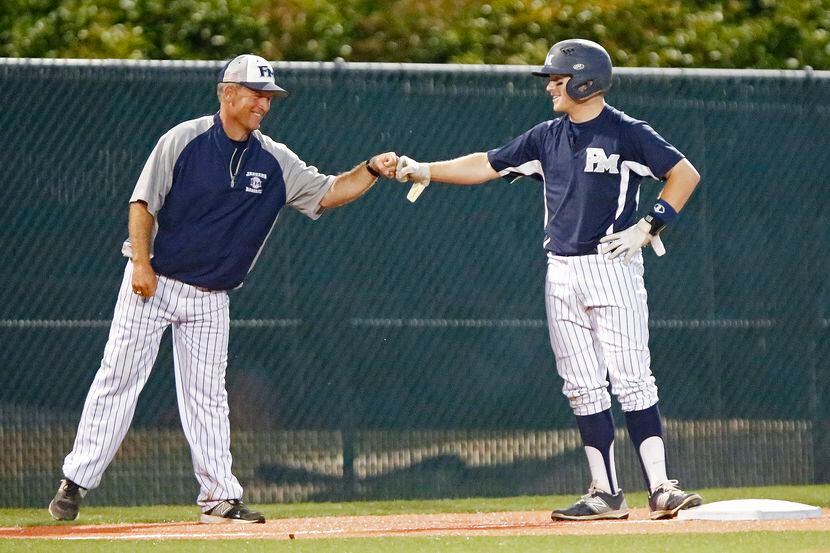 College baseball goes high-tech to send pitch calls to mound