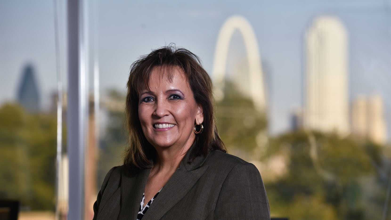 Leonor Márquez, directora de la clínica comunitaria Los Barrios Unidos, desde su oficina en West Dallas.