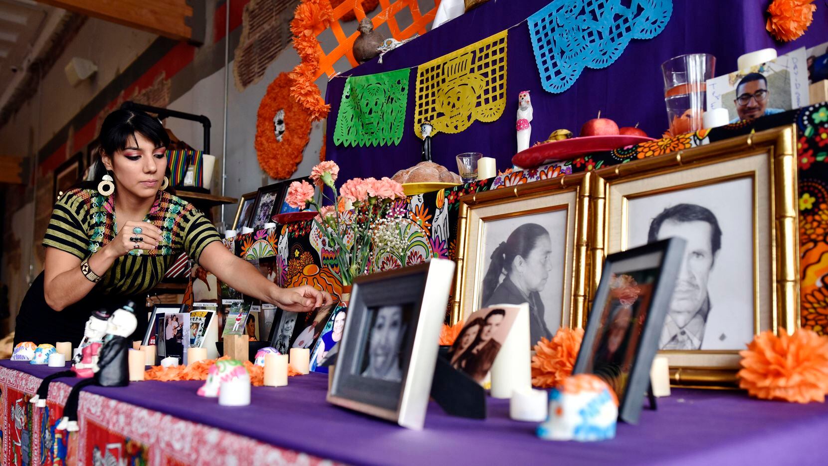 Dallas: Consulado de México tendrá Altar de Muertos al estilo de la región tzotzil  en Chiapas