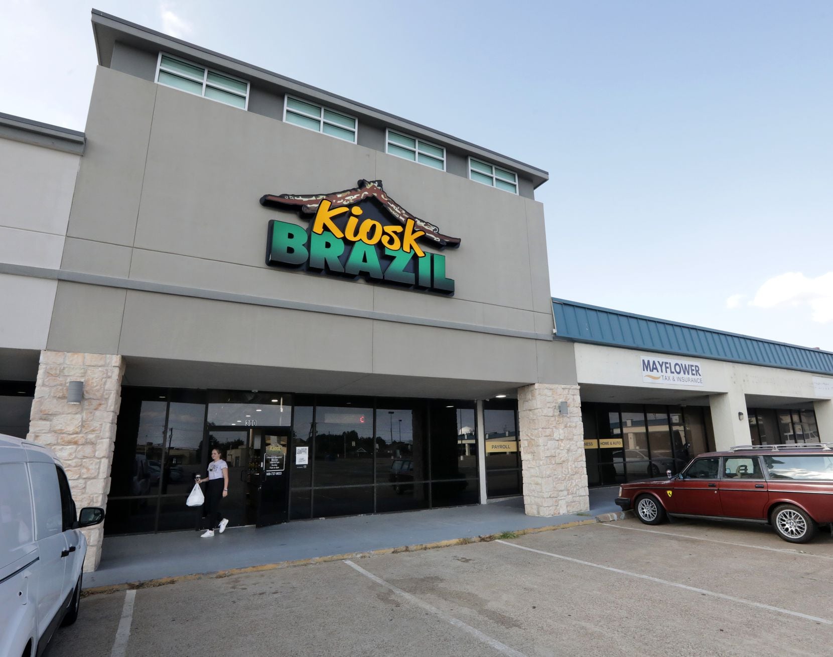 Kiosk Brazil is located on Parker Road in Plano.