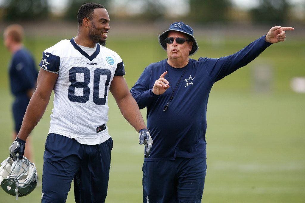 Dallas Cowboys tight end Rico Gathers (80) talks with Dallas Cowboys tight ends coach Steve Loney after rookie minicamp at The Star in Frisco on Friday, May 12, 2017. (Vernon Bryant/The Dallas Morning News)