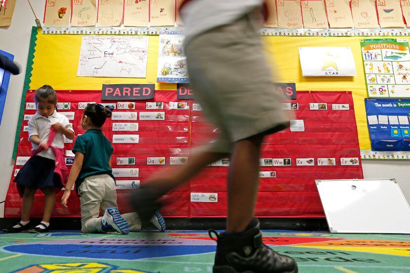 How a grassroots campaign relies on Dallas neighbors to promote pre-K  enrollment