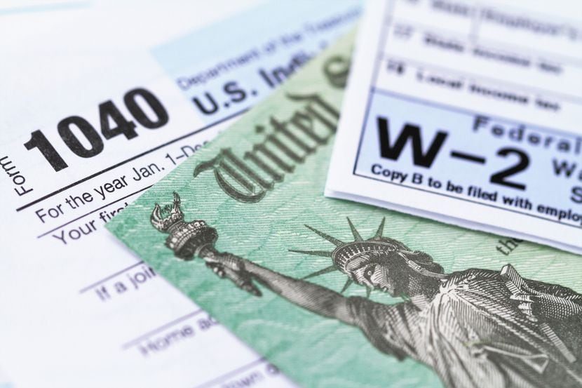 Formularios para declarar impuestos en Estados Unidos.
