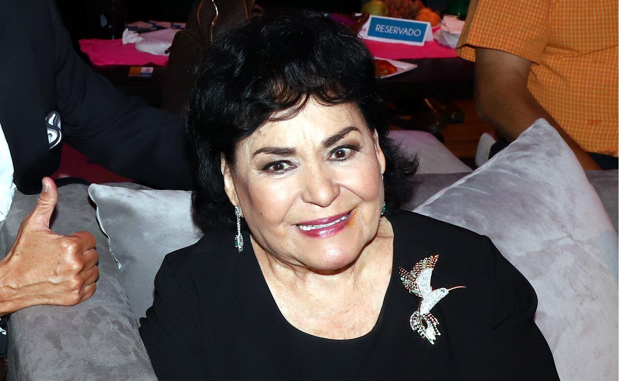 La actriz Carmen Salinas (foto) destacó que Marcela Basteri, la madre del cantante, era un...