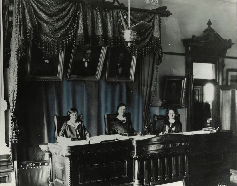The "All-Women" court in 1925.